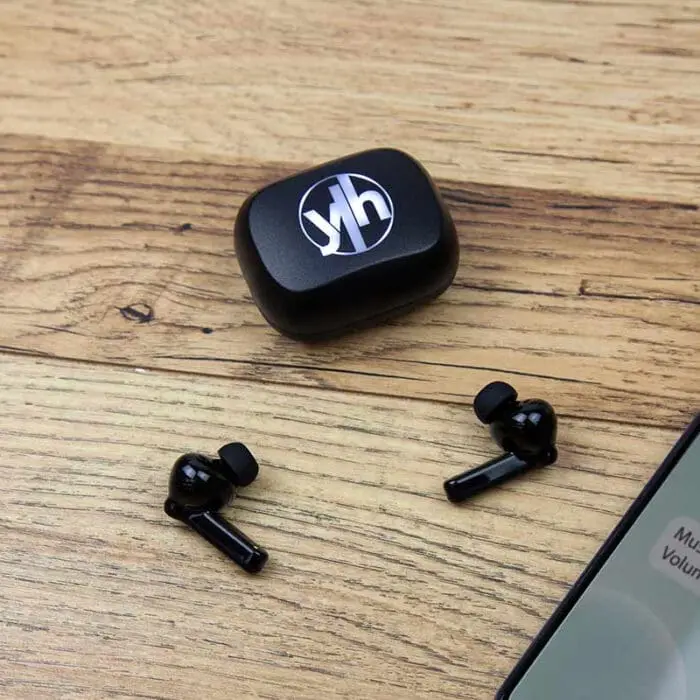 led bluetooth wireless earbuds 2